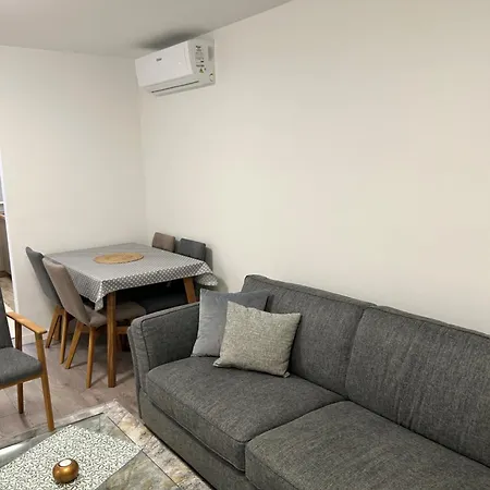 Zahra * 塞拉耶佛